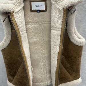 American Eagle Outfitters Shearling Cream and Brown Vest